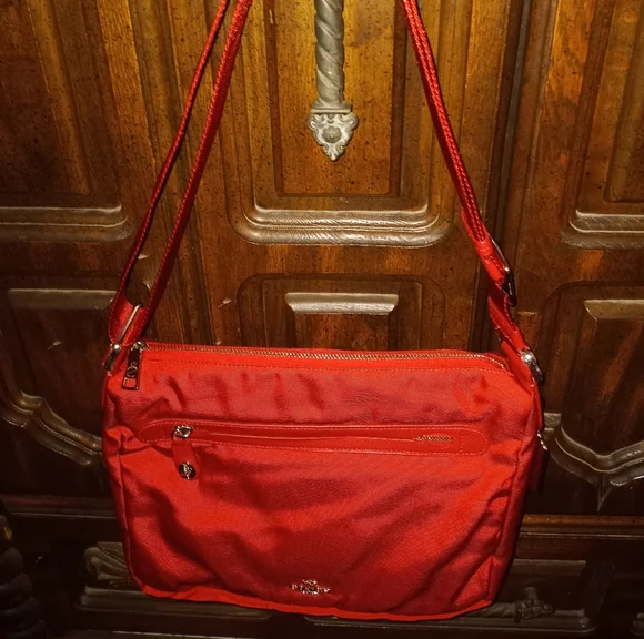 Coach shoulder bag/Crossbody bag - Picture 1 of 8